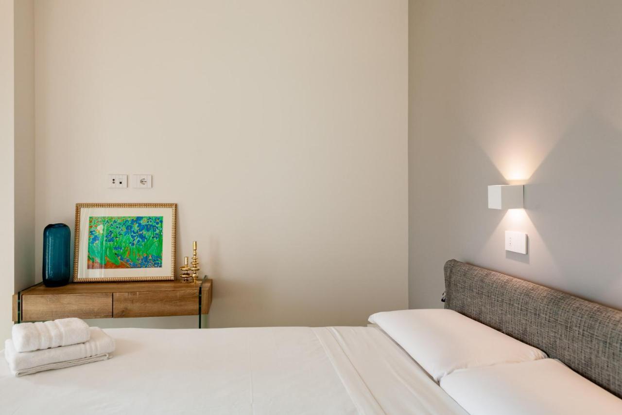 Bnbutler - Flavio Gioia, 5 - Appartamento Con Vista, Citylife Milano Eksteriør billede