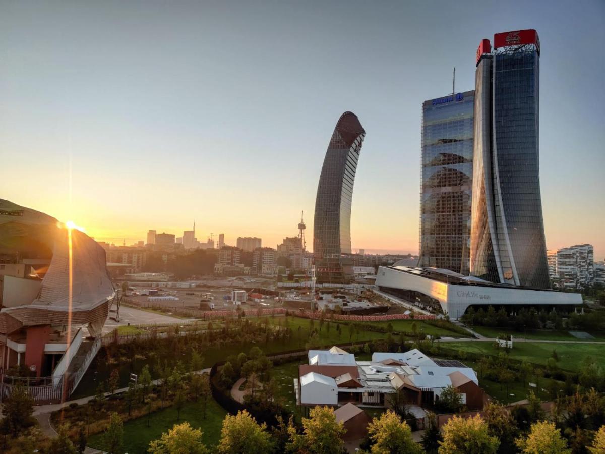 Bnbutler - Flavio Gioia, 5 - Appartamento Con Vista, Citylife Milano Eksteriør billede